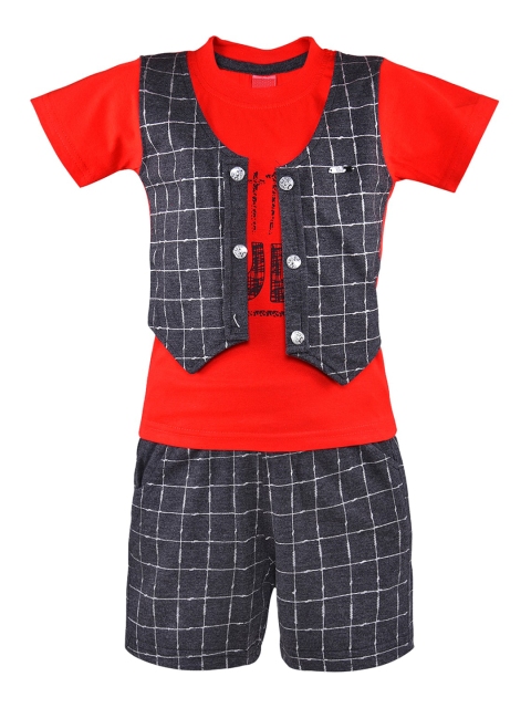 

Wish Karo Boys Red & Black Printed T-shirt with Shorts