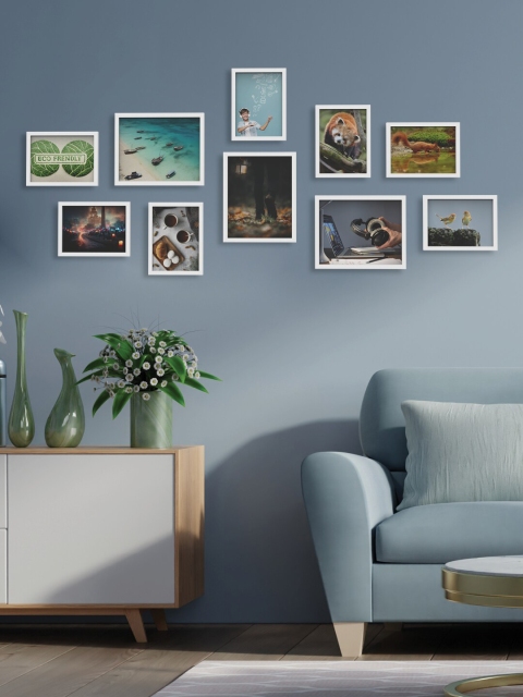 

RANDOM Set of 10 3D Collage Photo Frames, White