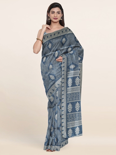 

Pothys Grey & White Ethnic Motifs Printed Saree