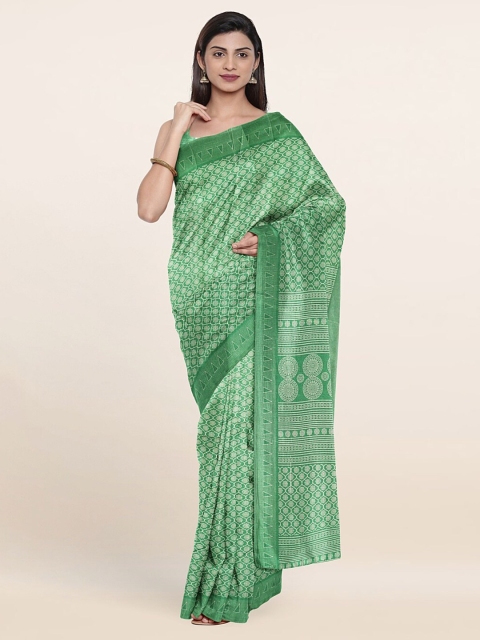 

Pothys Green & White Floral Printed Saree