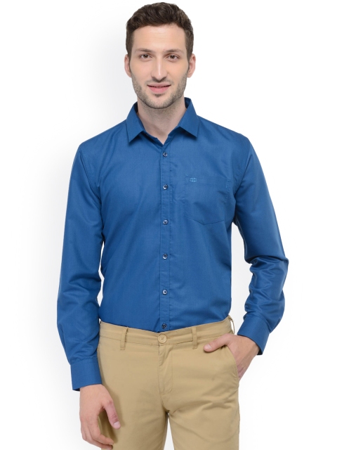 

L.A. SEVEN Men Blue Semi Slim Fit Solid Partywear Shirt