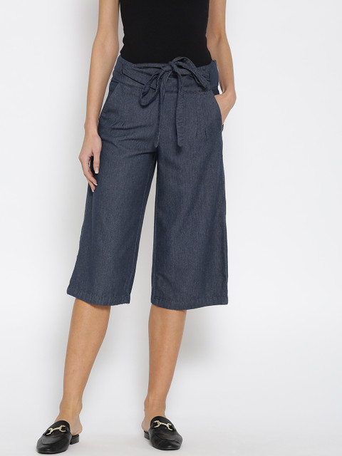 

Chemistry Women Navy Regular Fit Solid Culottes, Navy blue