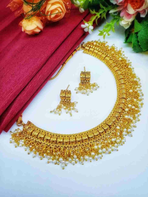 

LAFORWORD Gold-Plated White Stone Beaded Jewellery Set