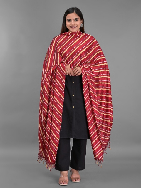 

Apratim Maroon & Off White Printed Leheriya Dupatta