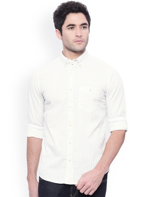 

IVOC Men White Slim Fit Striped Casual Shirt