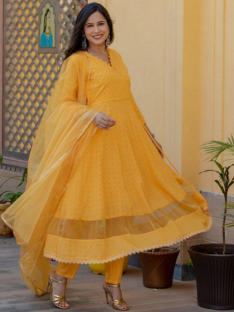 

HOUSE OF JAMOTI Women Yellow Floral Angrakha Kurta with Trousers & With Dupatta