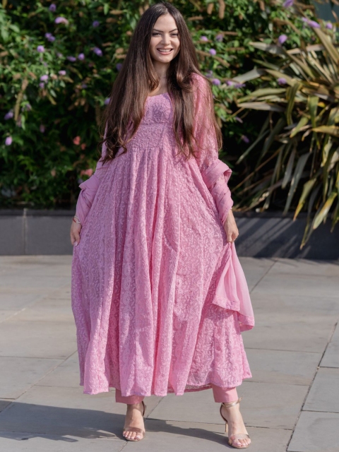

HOUSE OF JAMOTI Women Pink Ethnic Motifs Embroidered Thread Work Kurta with Trousers & With Dupatta