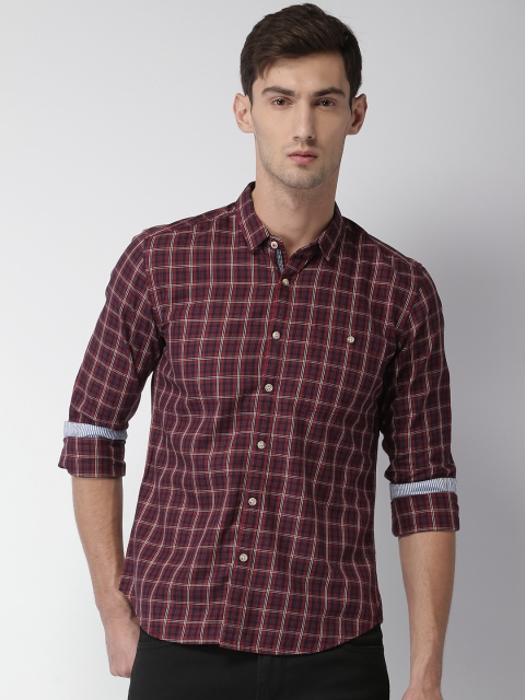

Harvard Men Red Regular Fit Checked Casual Shirt
