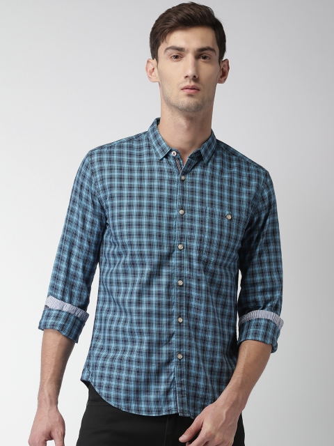

Harvard Men Blue Regular Fit Checked Casual Shirt