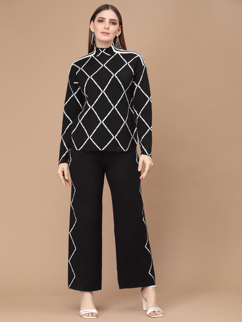 

Mafadeny Women Black & White Checked Top With Palazzos