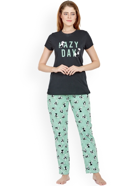 

MAYSIXTY Women Black & Green Printed Pure Cotton Night suit