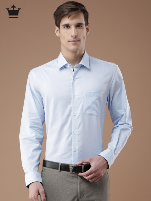 

Louis Philippe Men Milano Blue Slim Fit Solid Formal Shirt