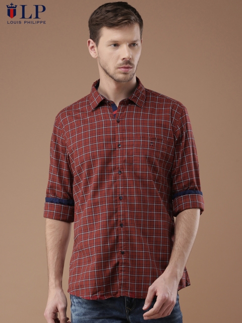 

Louis Philippe Sport Men Red & Navy Blue Jermyn Tailored Fit Checked Casual Shirt