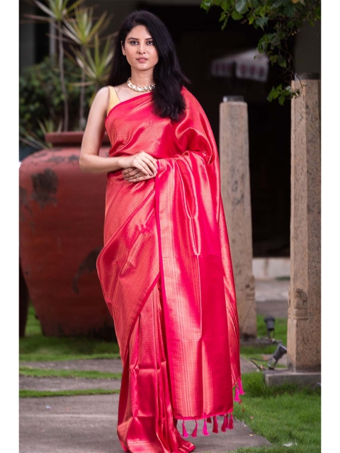 

KARAGIRI Pink & Gold Woven Design Zari Silk Blend Kanjeevaram Saree