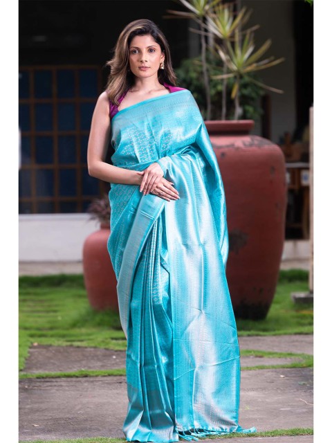 

KARAGIRI Women Blue & Silver Woven Design Zari Kanjeevaram Saree