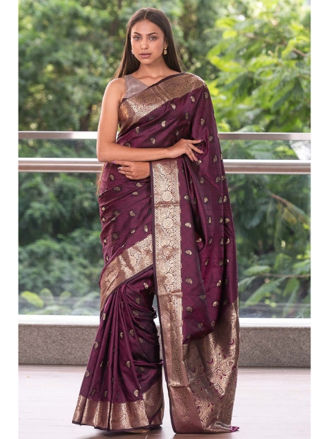 

KARAGIRI Purple & Gold-Toned Paisley Zari Silk Blend Saree