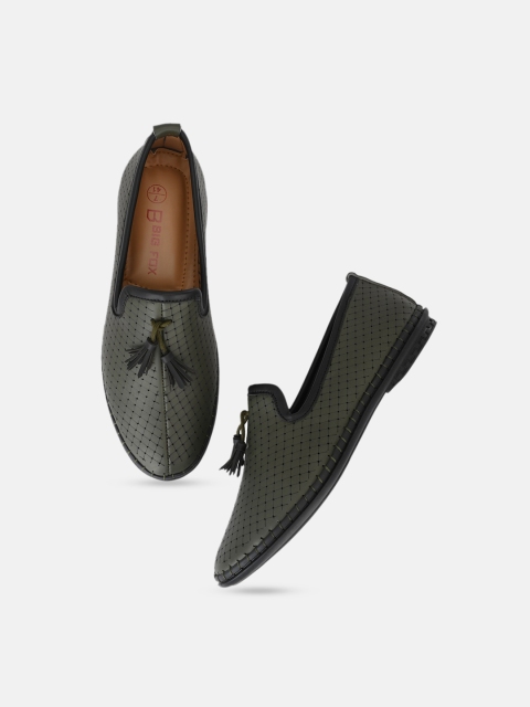 

Big Fox Men Olive Green Perforations Slip-On Loafers