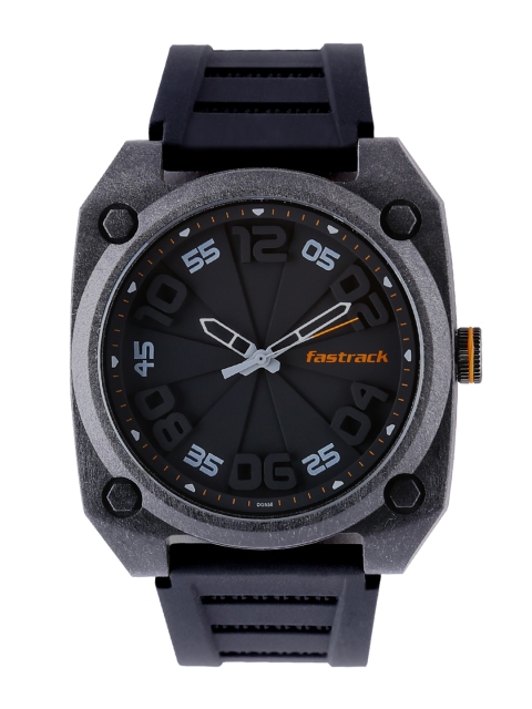 

Fastrack Men Black Analogue Watch 38031PP01J
