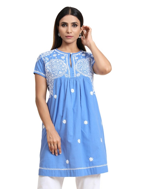 

HOUSE OF KARI Blue & White Embroidered Chikankari Tunic