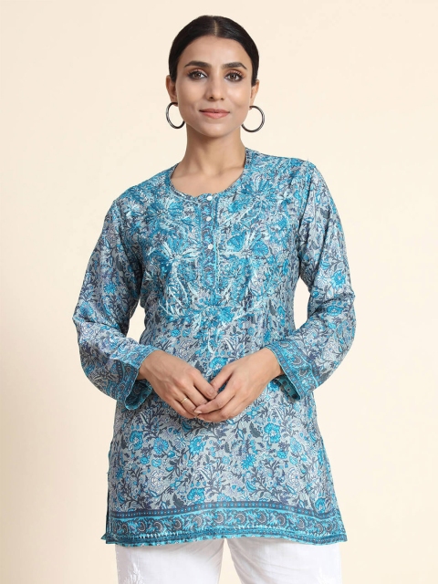 

HOUSE OF KARI Women Blue & Off White Printed Tunic