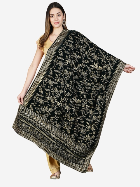 

Moda Chales Green & Gold-Toned Embroidered Velvet Dupatta with Zari