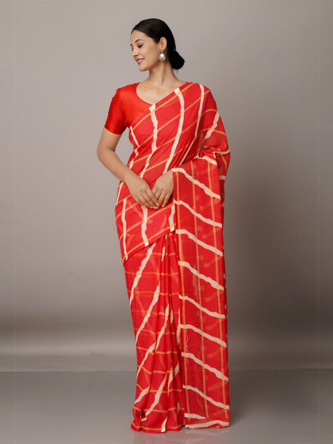 

Unnati Silks Pink & Off White Checked Block Print Saree