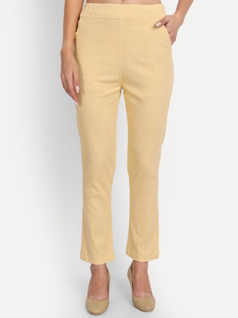 

APELLA Women Plus Size Cream-Coloured Solid Cigarette Trouser