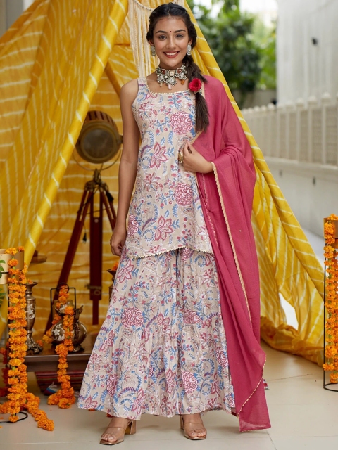 

NANGALIA RUCHIRA Women Pink Floral Printed Pure Cotton Kurta with Skirt & Dupatta