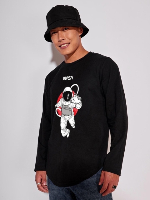 

Bewakoof Men Cotton Printed T-shirt, Black