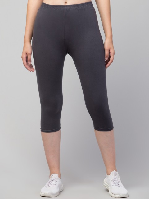 

Apraa & Parma Women Turquoise Blue & Grey Skinny Fit Capris