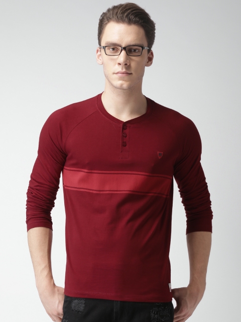 

Harvard Men Maroon Solid Henley Neck T-shirt