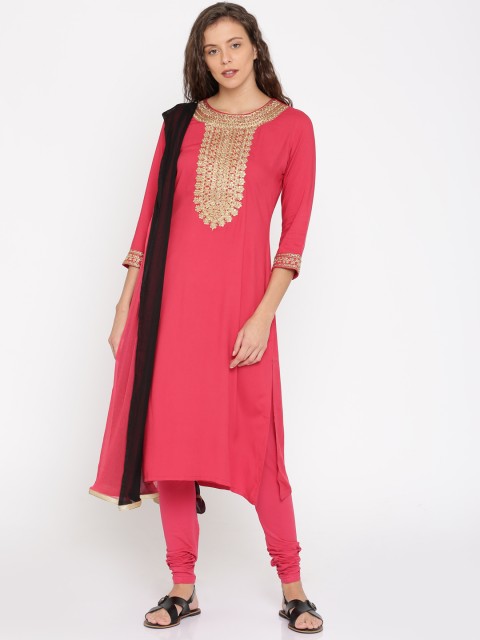 

IMARA Women Pink & Solid Kurta with Churidar & Dupatta