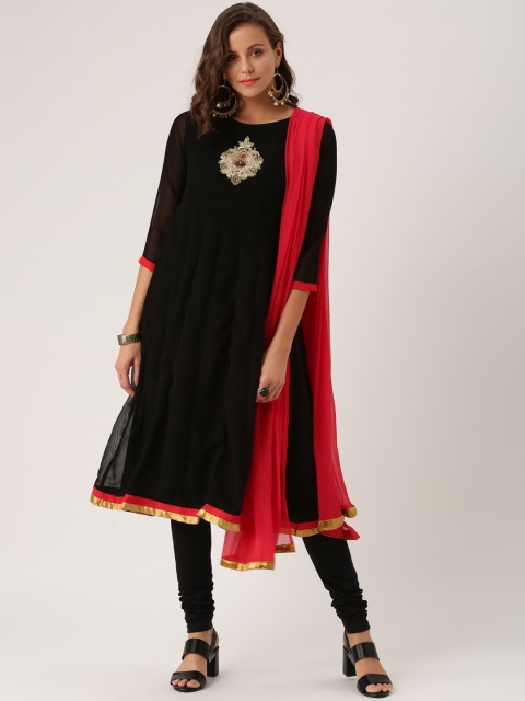 

IMARA Women Black & Red Solid Kurta with Churidar & Dupatta