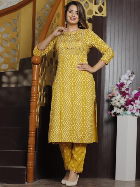 

SINGNI Women Yellow Floral Yoke Design Kurta with Trouser & Dupatta