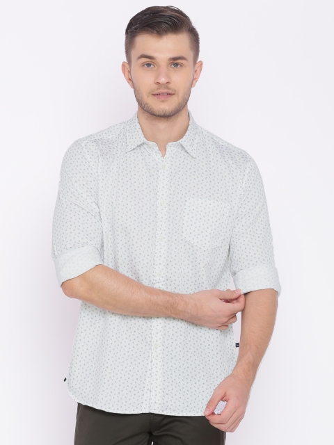 

Parx Men White & Grey Slim Fit Printed Casual Shirt
