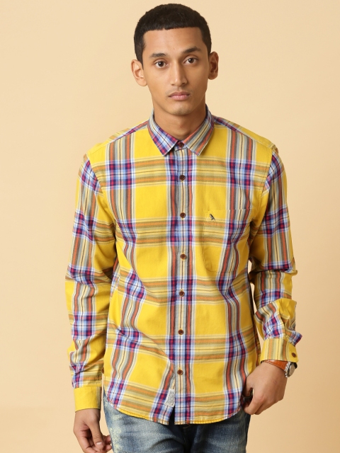 

Mr Bowerbird Men Yellow Tailored Fit Brushed Cotton Plaid Favorite Shirt