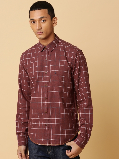 

Mr Bowerbird Men Maroon Tailored Fit No Brainer Melange Favorite Shirt