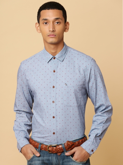 

Mr Bowerbird Men Blue Tailored Fit Dobby Printed Favorite Shirt