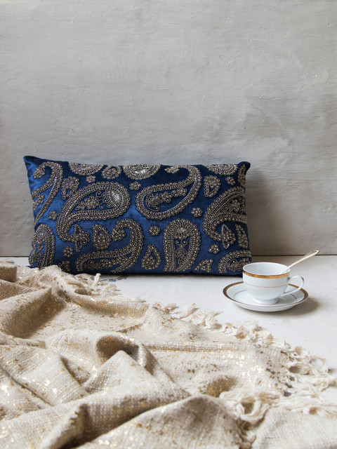 

The 7 DeKor Embroidered Rectangle Pre-Filled Cushions, Blue