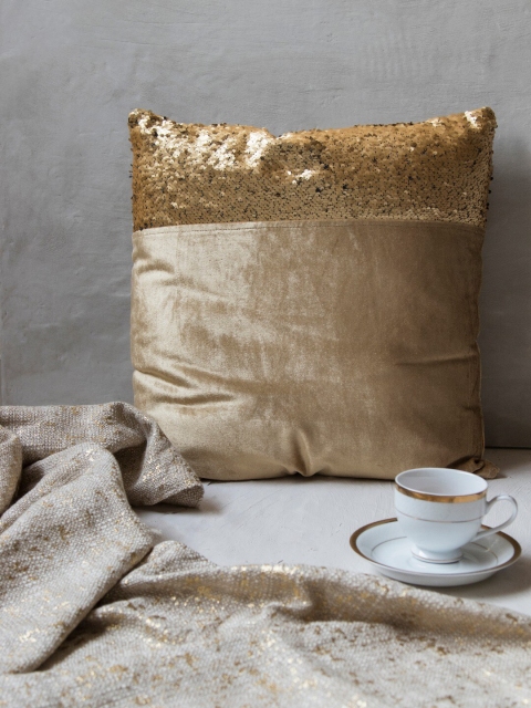 

The 7 DeKor Textured Square Cushion, Gold