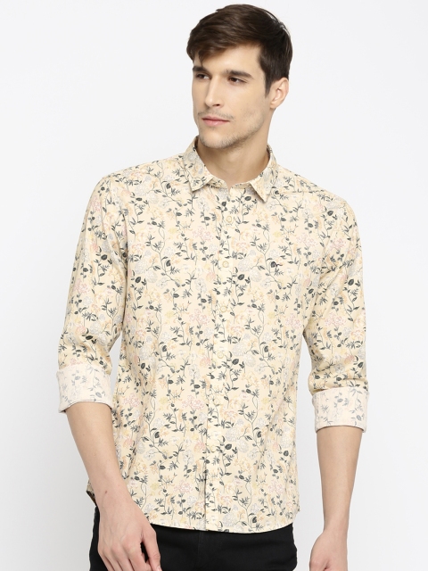 

Flying Machine Men Cream & Green Regular Fit Printed Casual Shirt