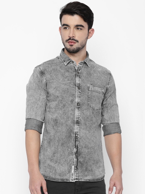 

Flying Machine Men Black Faded Denim Shirt