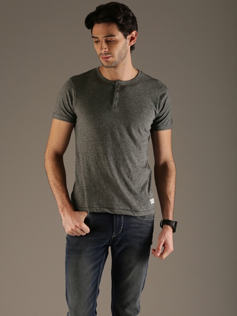 

Flying Machine Men Charcoal Grey Solid Henley T-shirt