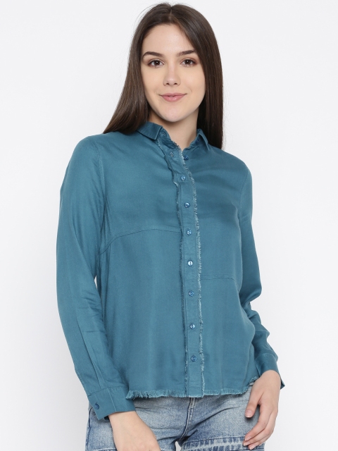 

Mast & Harbour Women Teal Blue Regular Fit Solid Casual Shirt