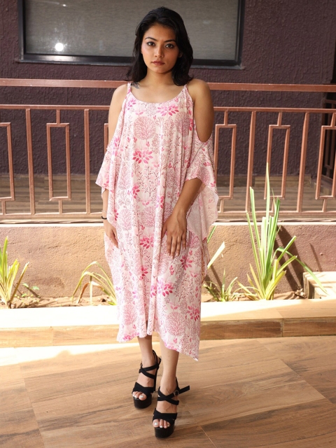 

Rajoria Instyle Women Floral Printed Georgette Kaftan Dress, Off white