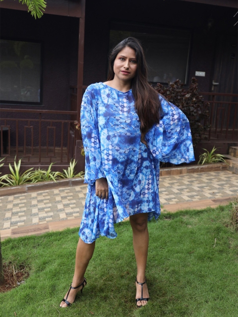 

Rajoria Instyle Women Printed Georgette Kaftan Dress, Blue