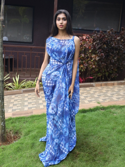 

Rajoria Instyle Women Printed Georgette Maxi Dress, Blue