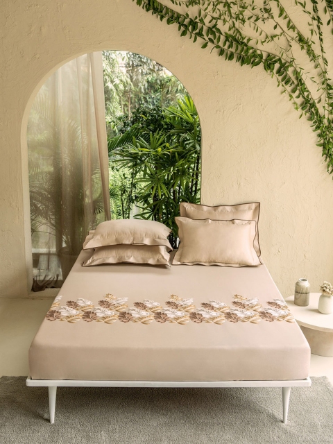 

DDecor 210 TC Floral Printed Double XL Cotton Bedding Set, Brown