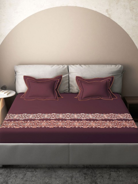 

DDecor Printed Cotton Double King Bedding Set, Red