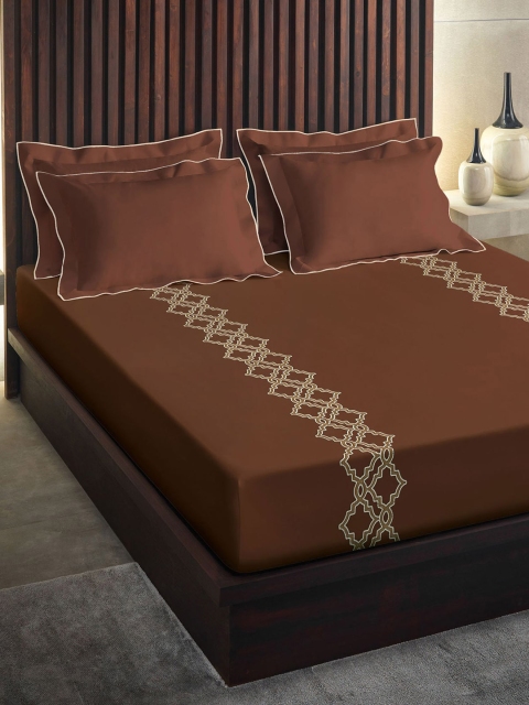 

DDecor Printed Cotton Double King Bedding Set, Brown